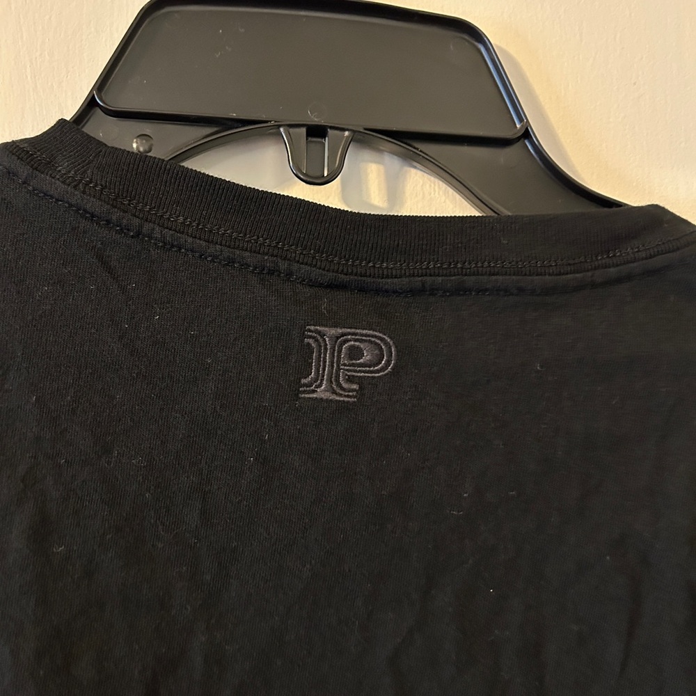 PINK Victoria's Secret Black Tee - Picture 4 of 6